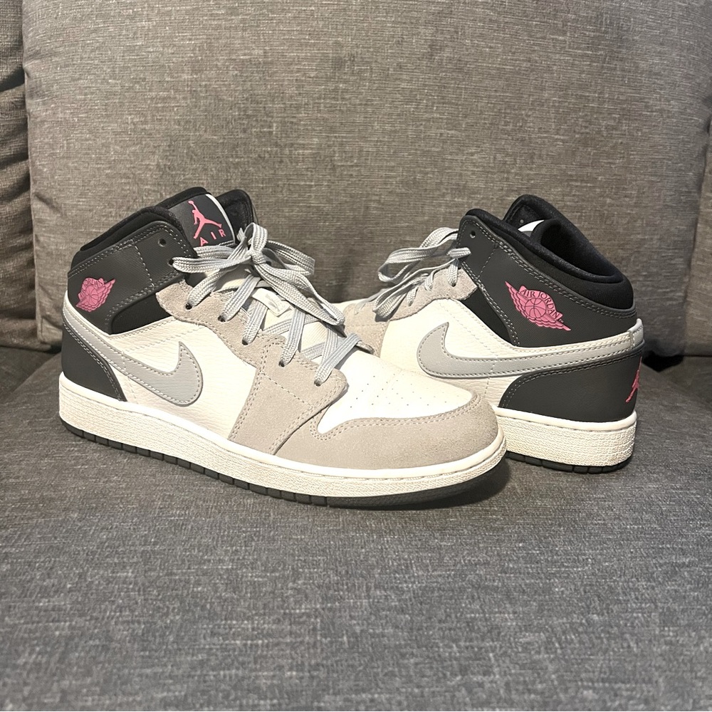 Nike Jordan High Top Youth Sneaker, Size 6